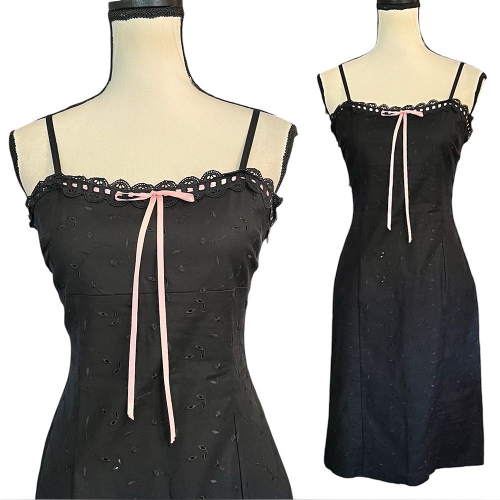 Vintage Betsey Johnson New York Black Floral Embroidery & Pink Ribbon Dress